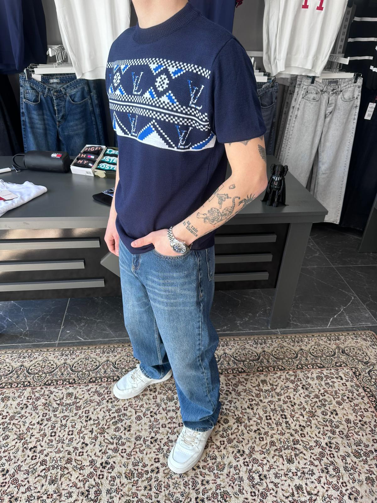 LV - TRİKO