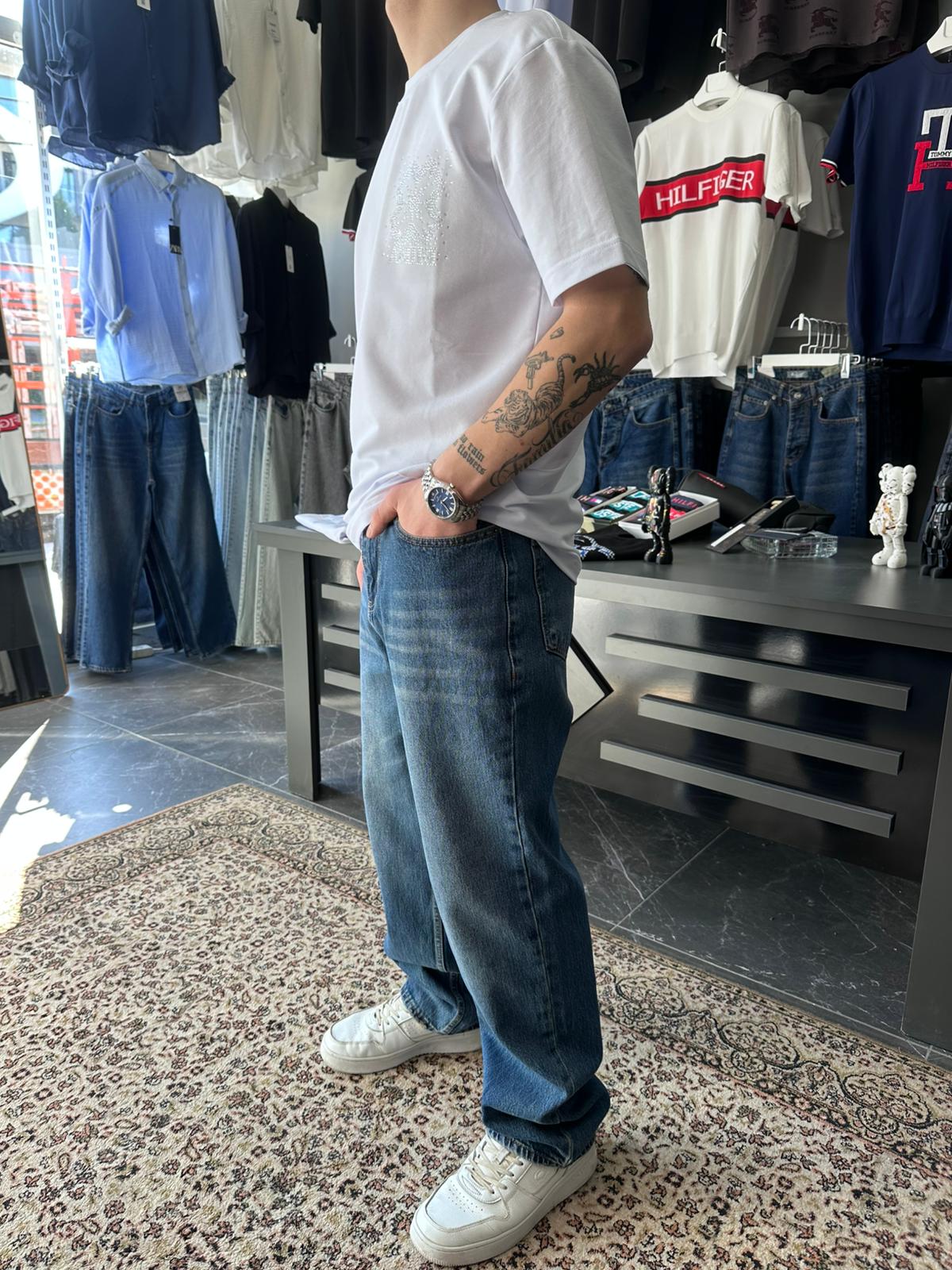 AMR - TAŞLI TSHİRT