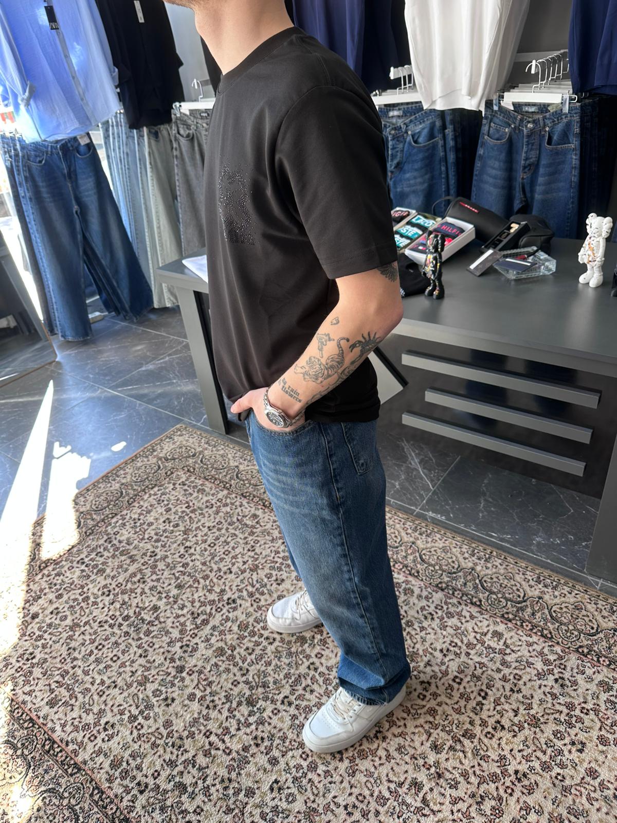 AMR - TAŞLI TSHİRT